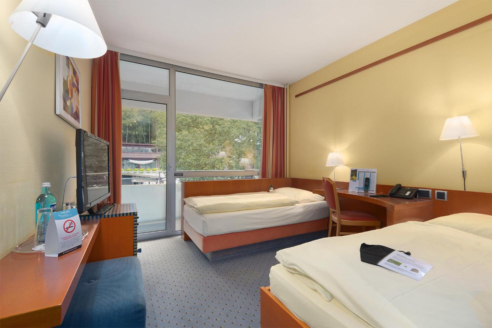 Trip Inn Landhotel Badsoden-Salmuenster Bad Soden-Salmünster Exterior foto